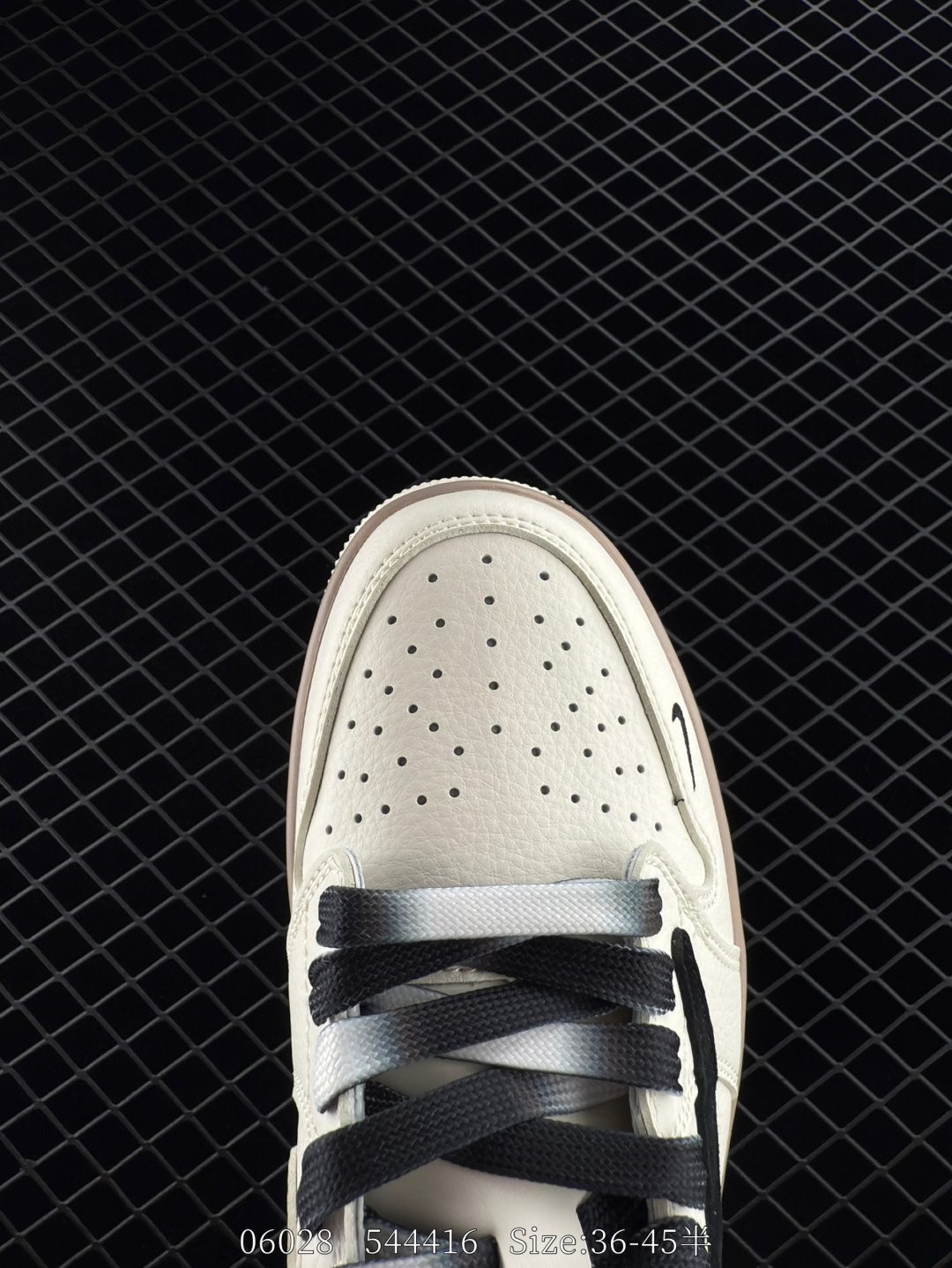 Travis Scott x Air Jordan 1 ” Reverse Mocha “